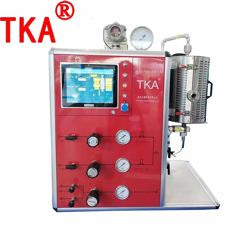 高壓固定床光熱協(xié)同反應(yīng)裝置